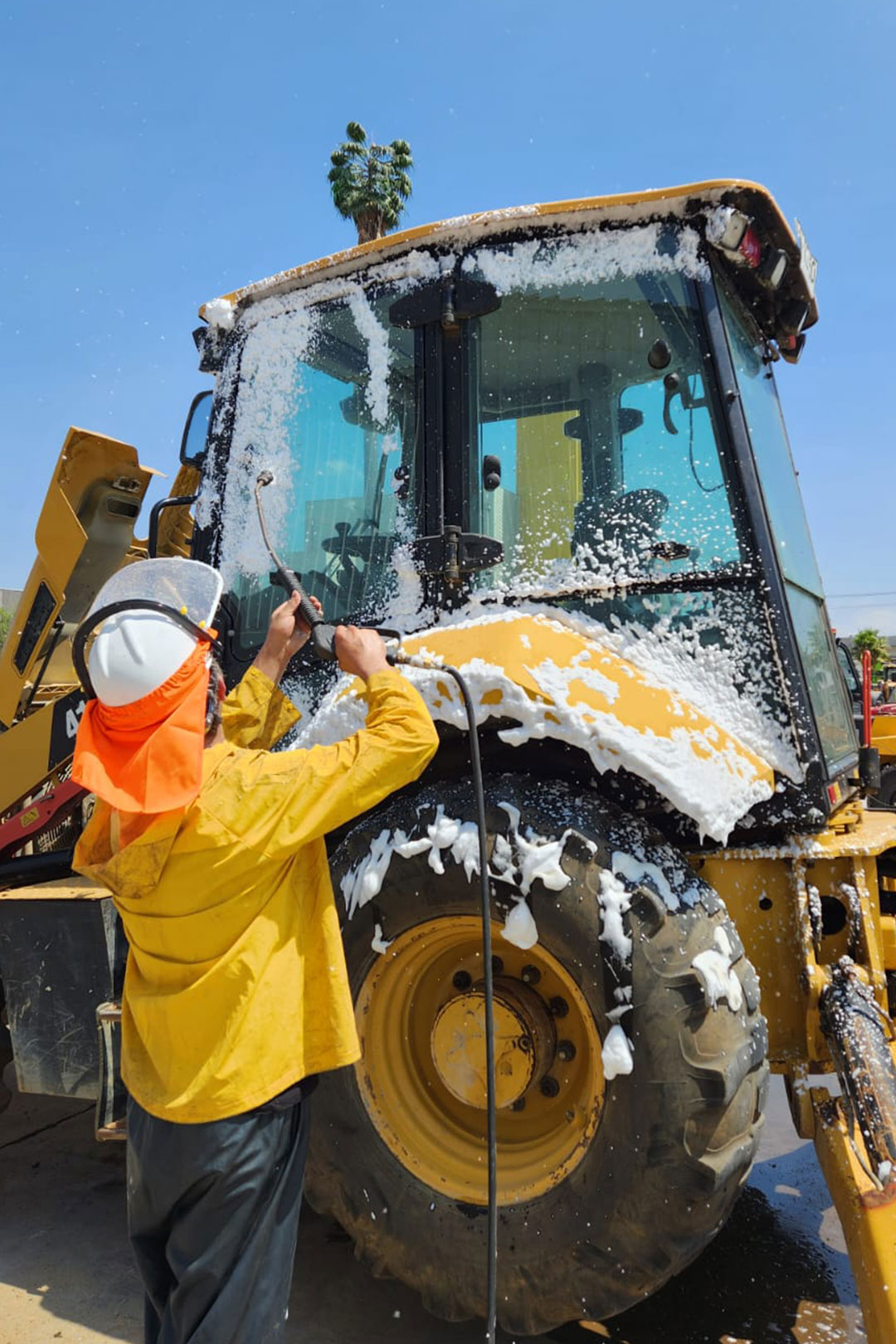 Outsourcing y Renta de Equipos Caterpillar y Komatsu